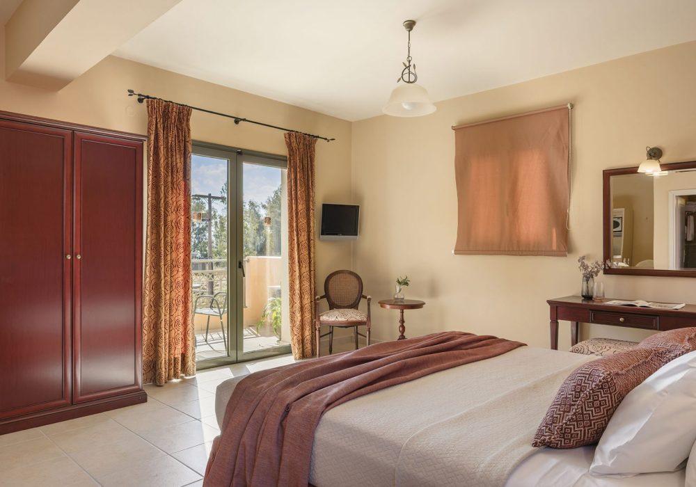 Classic Double Room 2 - Luce (1)