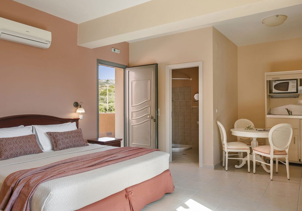 Classic Double Room 2 - Luce (12)