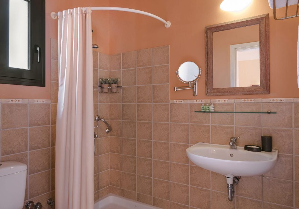 Classic Double Room 2 - Luce (17)