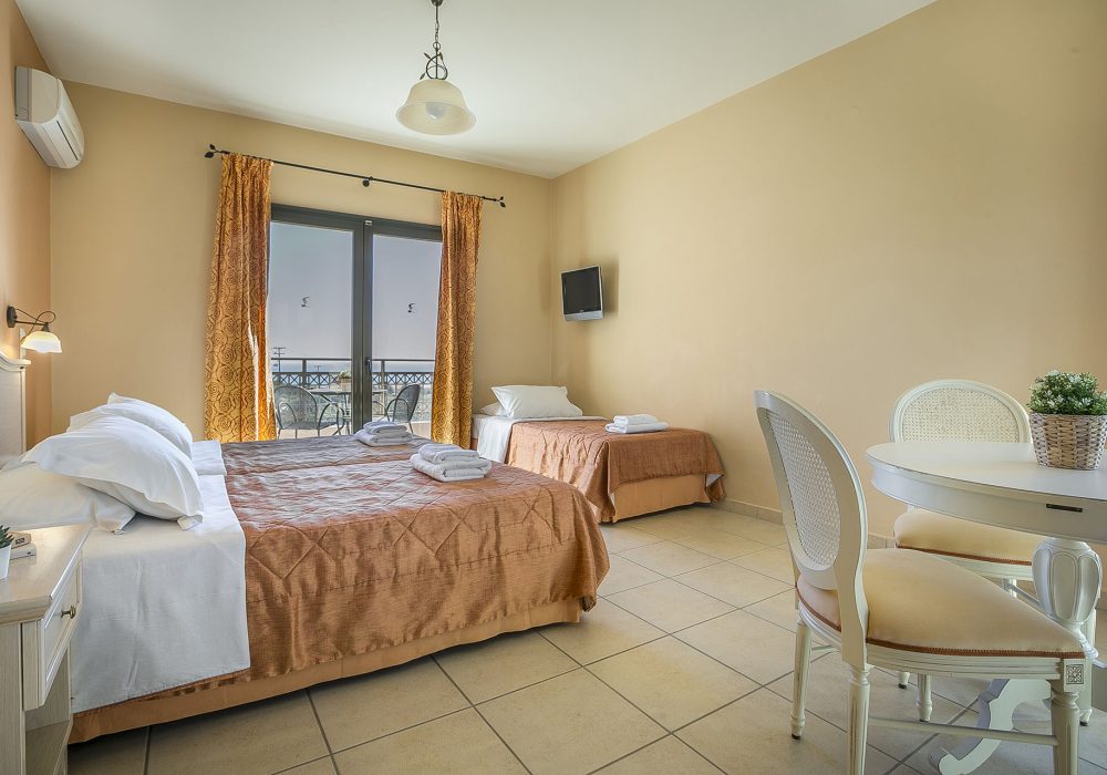 Classic Triple Room
