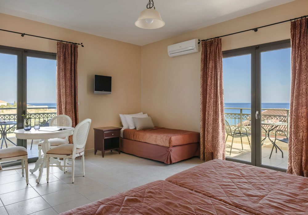 Deluxe Triple Room 2 - Luce (4)